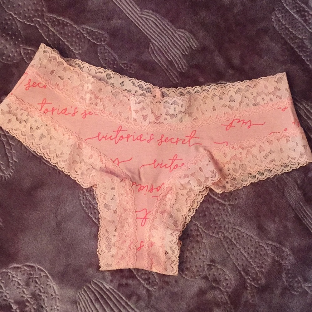 NWT Victoria Secret cheeky panty